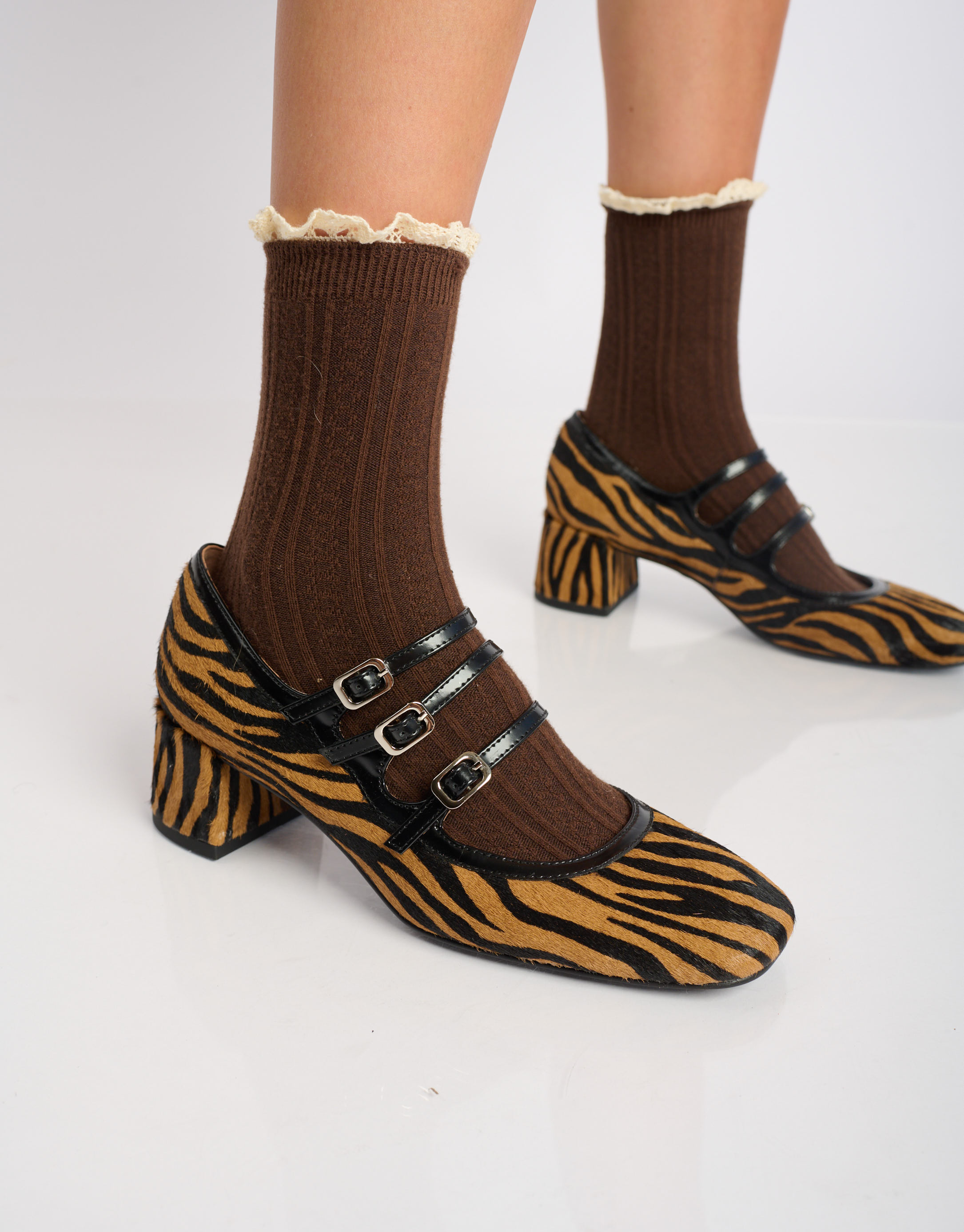 נעלי נשים - Bibi lou - נעלי סירה עם הדפס CARDIFF - זברה1