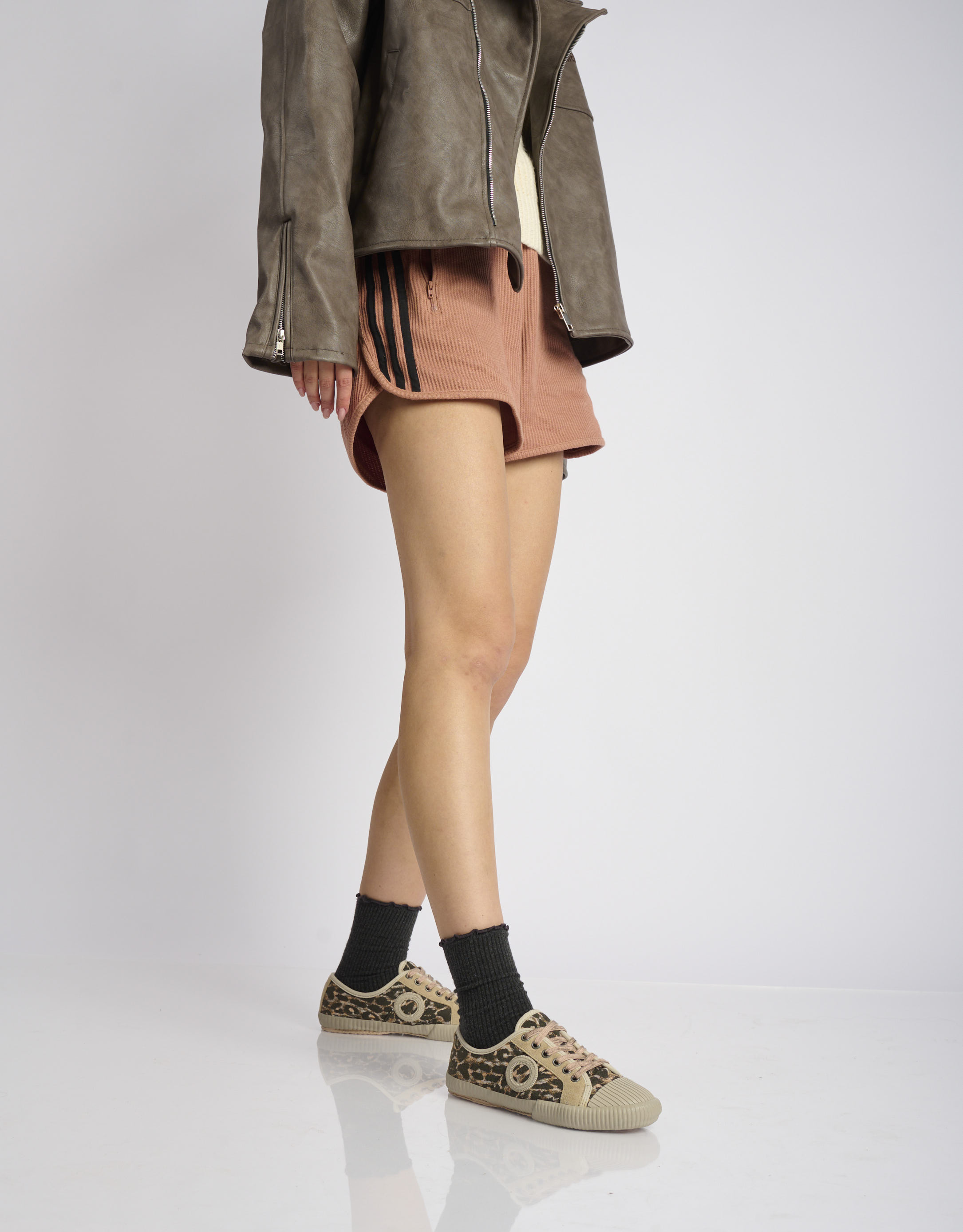 נעלי נשים - Aro - סניקרס מנומרות CHARLIE - בז'2