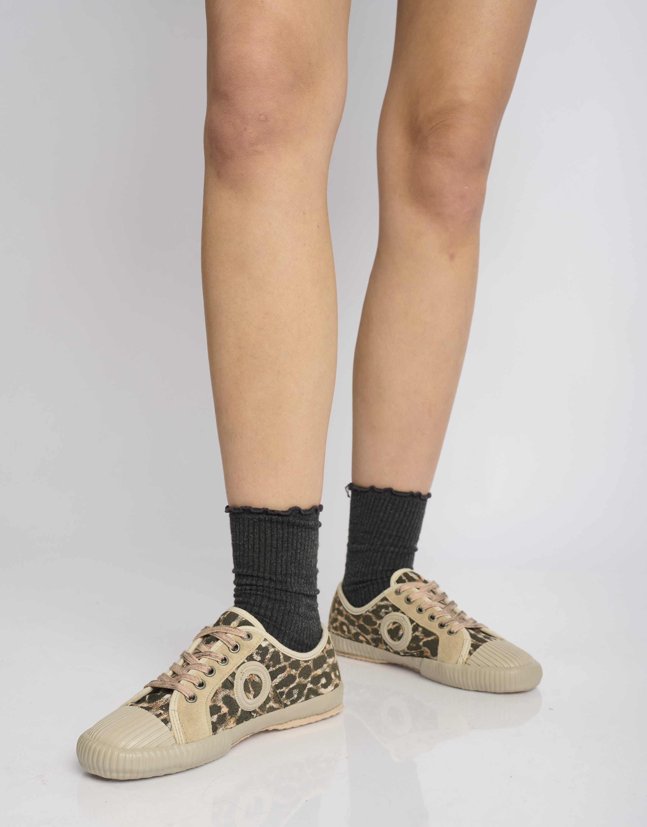 נעלי נשים - Aro - סניקרס מנומרות CHARLIE - בז'4