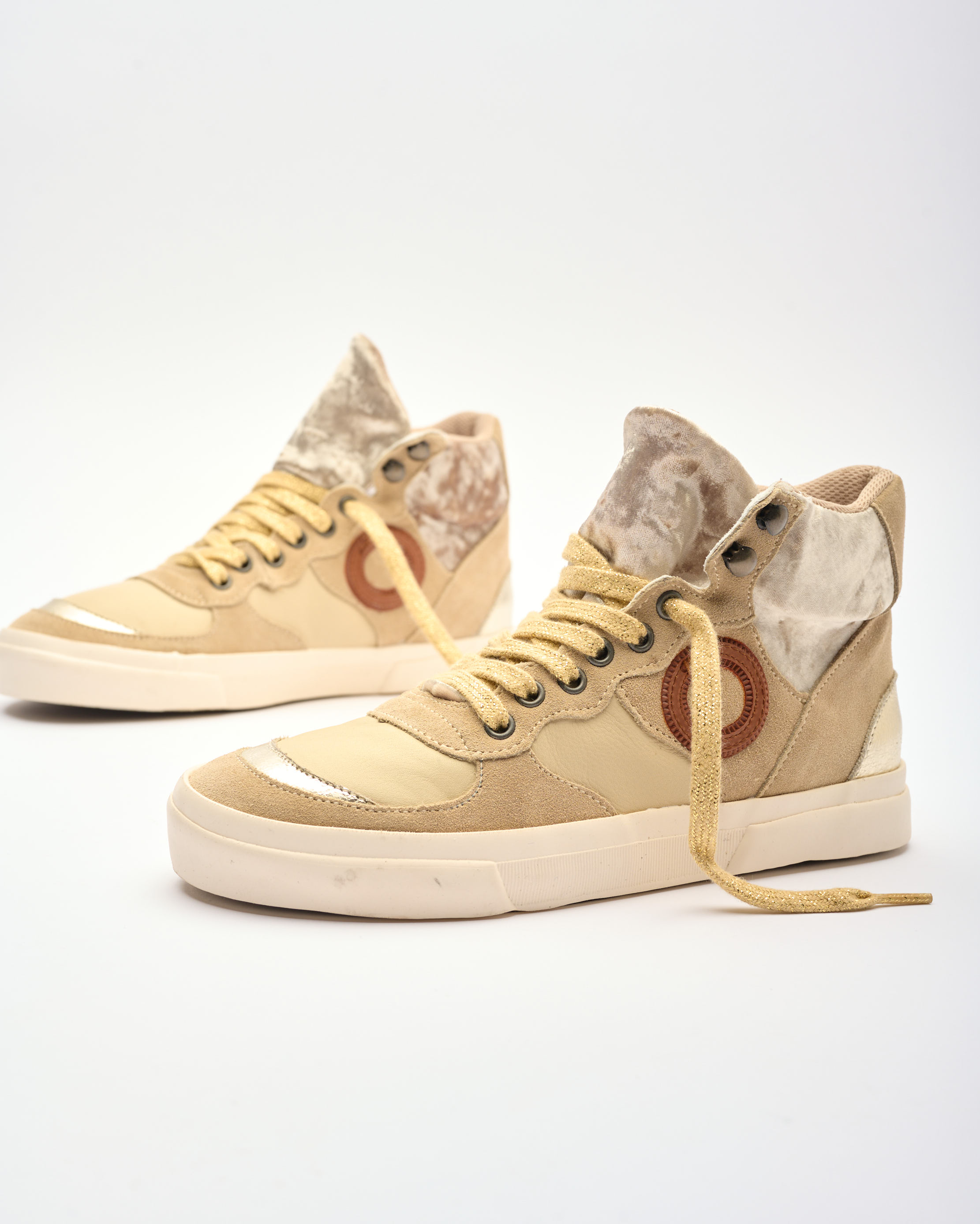 נעלי נשים - Aro - סניקרס גבוהות מעור EMMA - בז'2