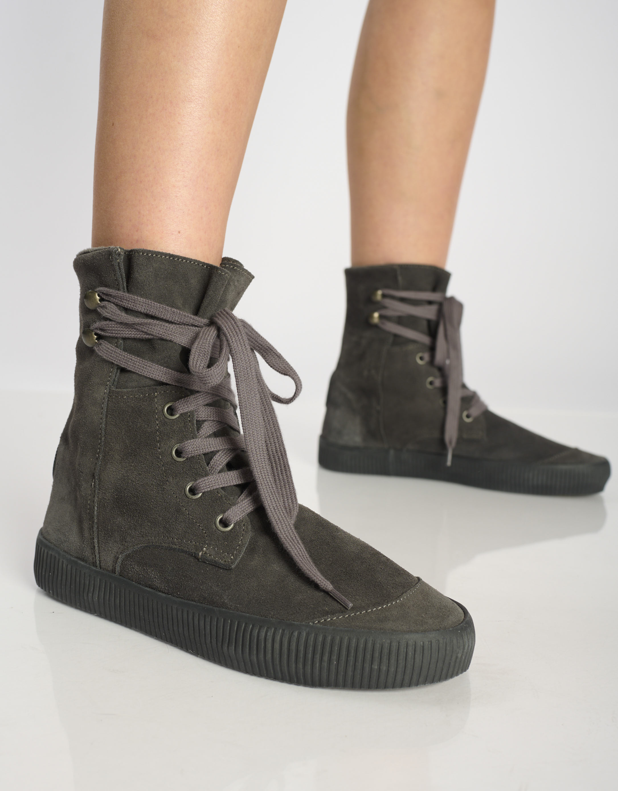 נעלי נשים - Aro - מגפוני זמש שרוכים NOELLE - אפור3