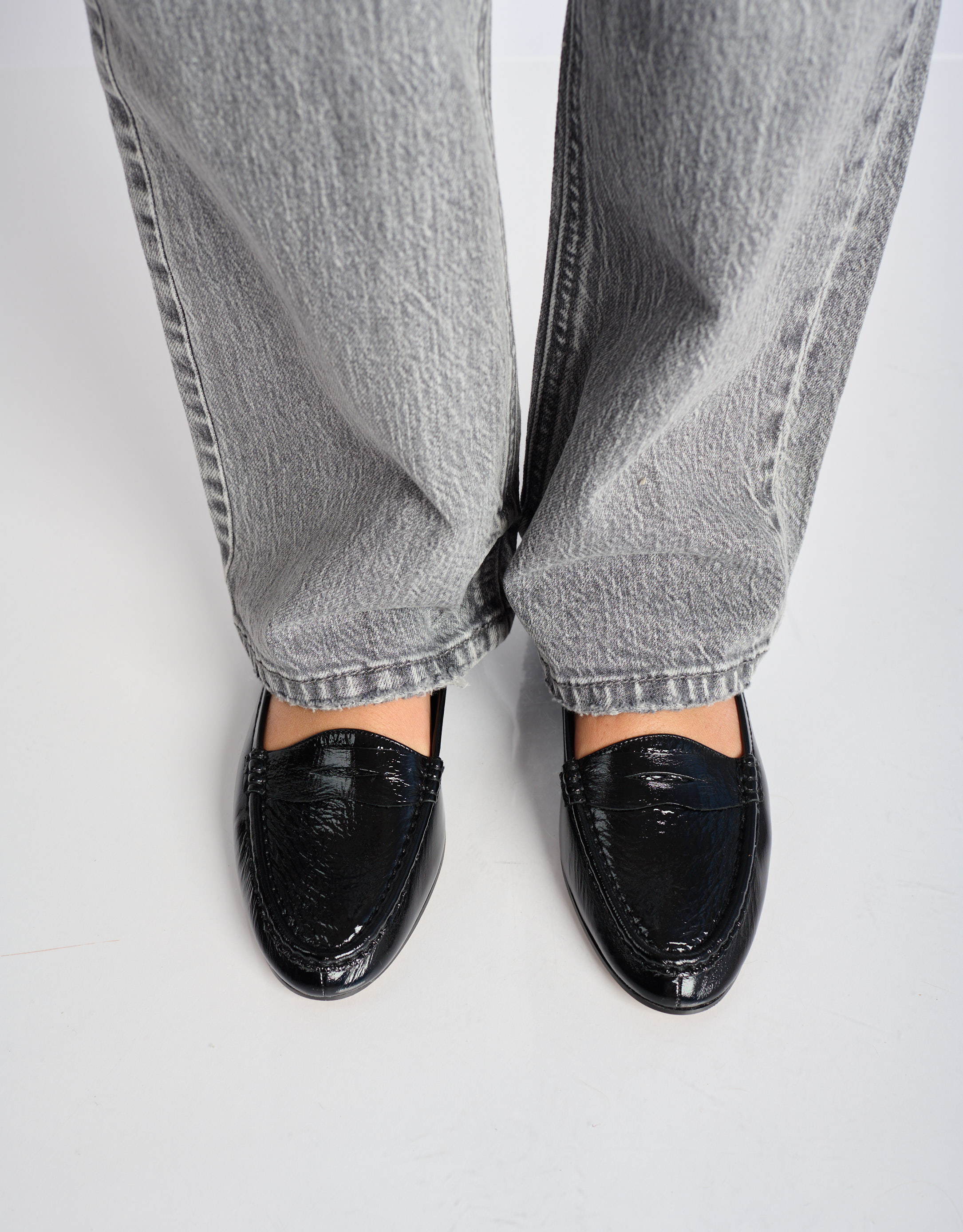 נעלי נשים - Jeffrey Campbell - מוקסינים מעור OLD SOUL - שחור3