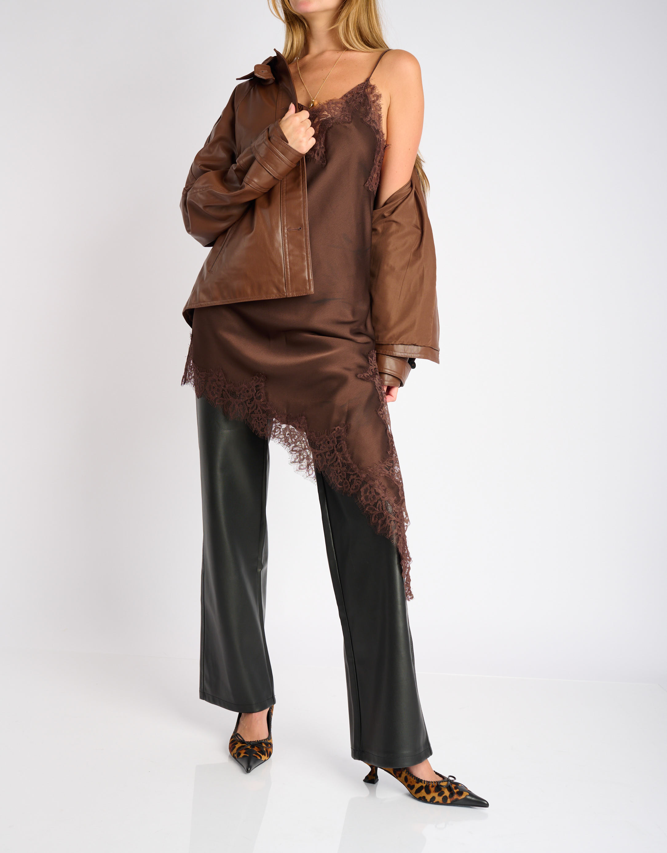 נעלי נשים - Jeffrey Campbell - נעלי סירה עם עקב TORPEDO - נמר3