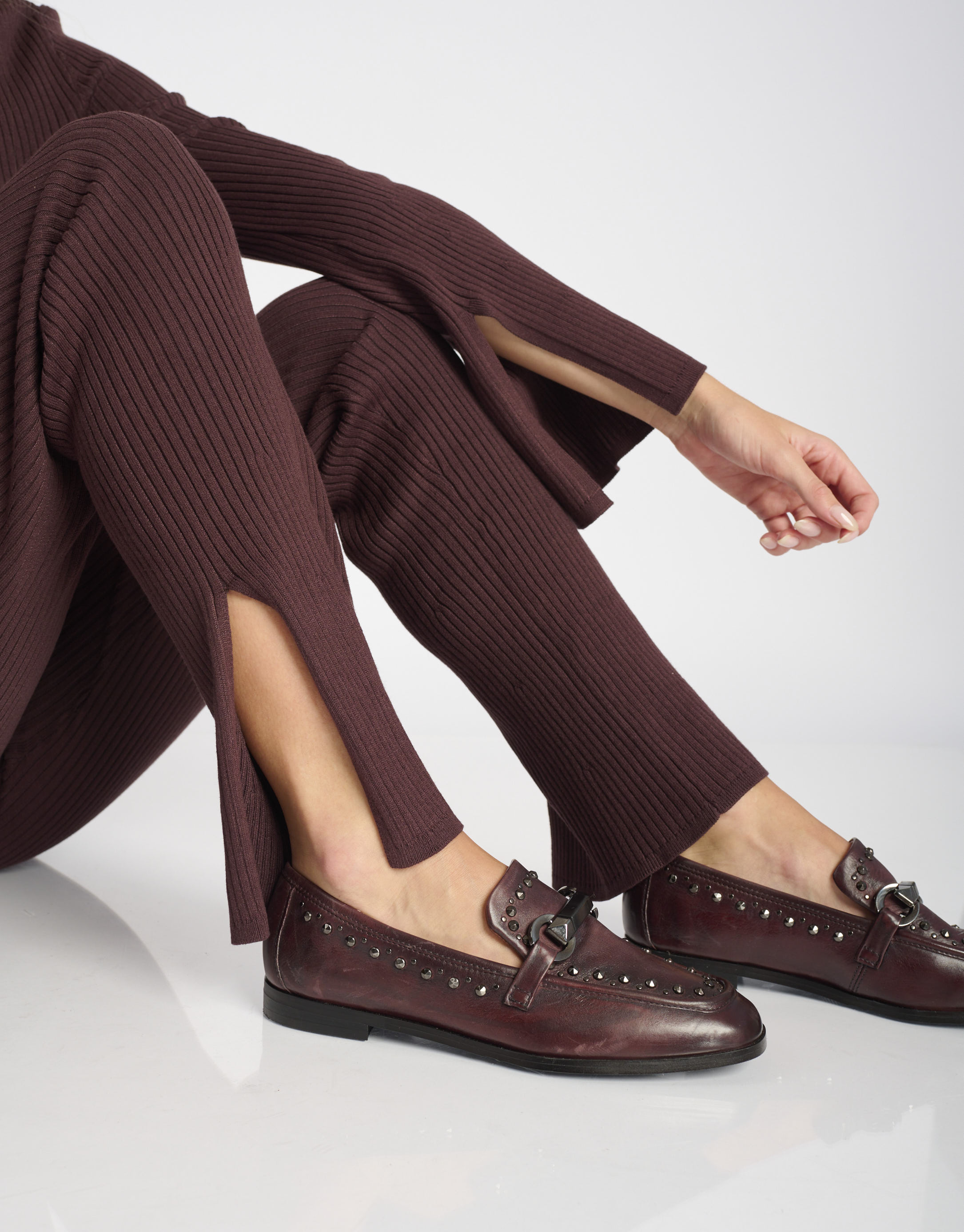 נעלי נשים - Mjus - מוקסינים VOLTERRA  ניטים - בורדו1