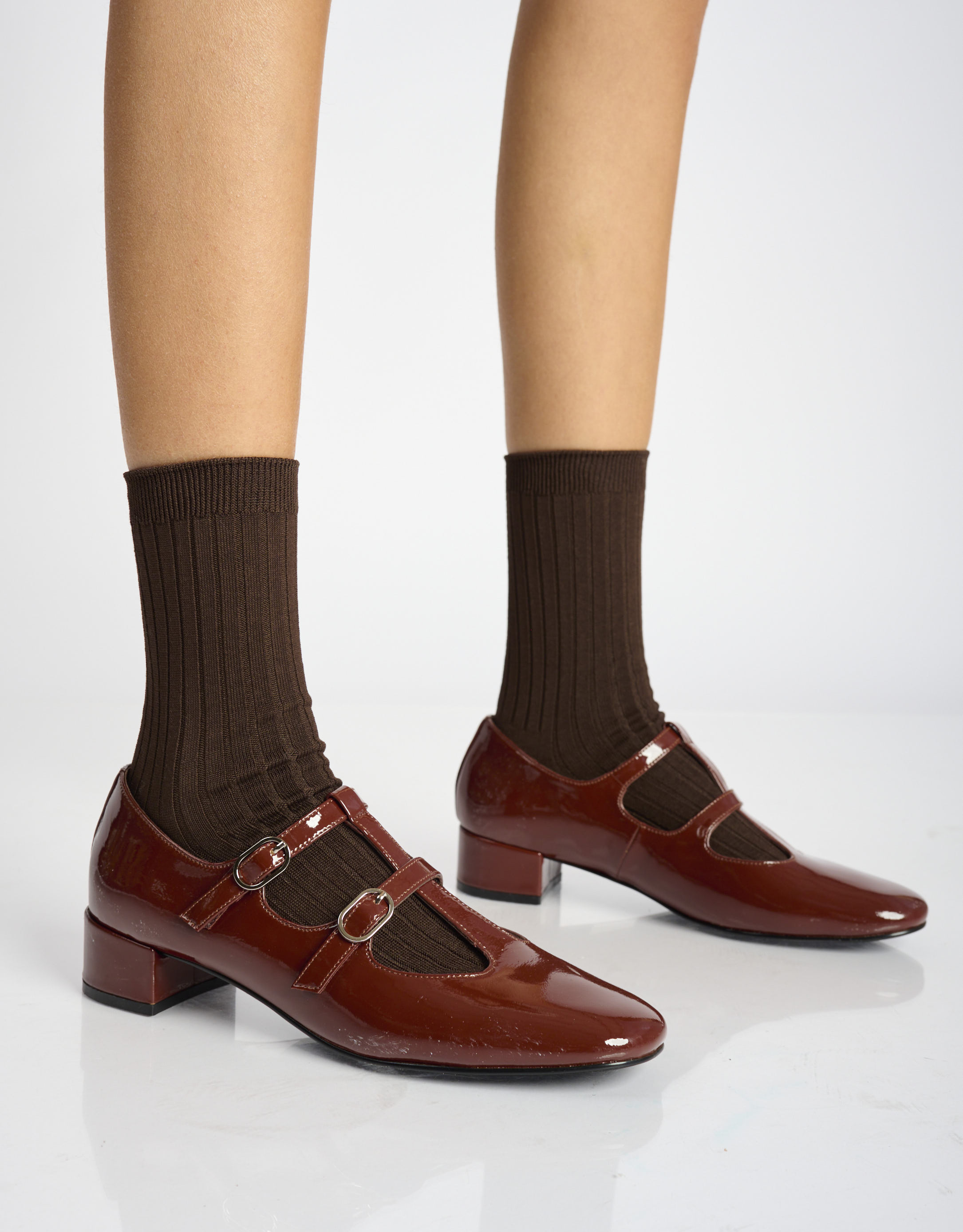 נעלי נשים - Le Bon Shoppe - גרביים HER - חום4