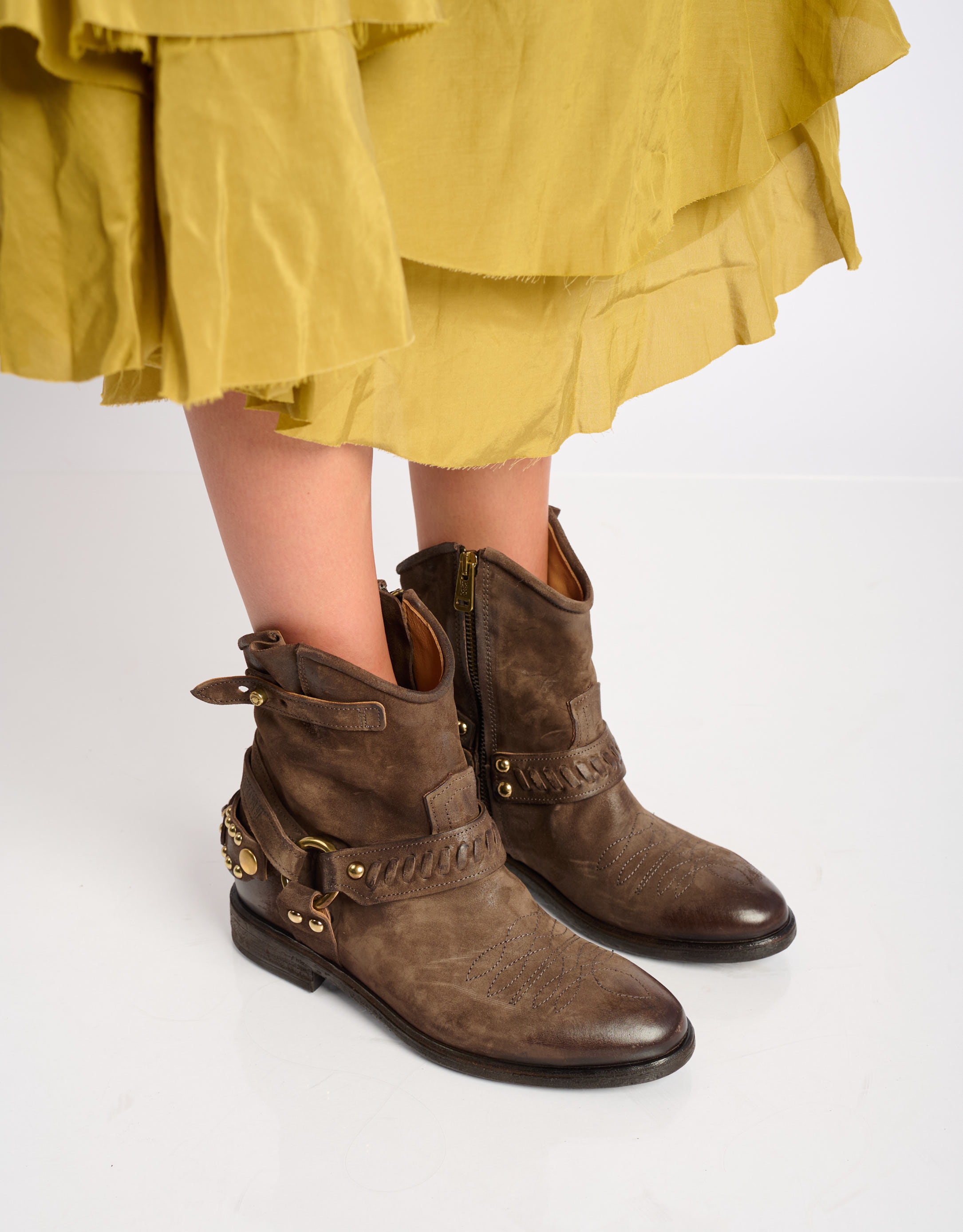 נעלי נשים - A.S. 98 - מגפונים ISOLA - חום2