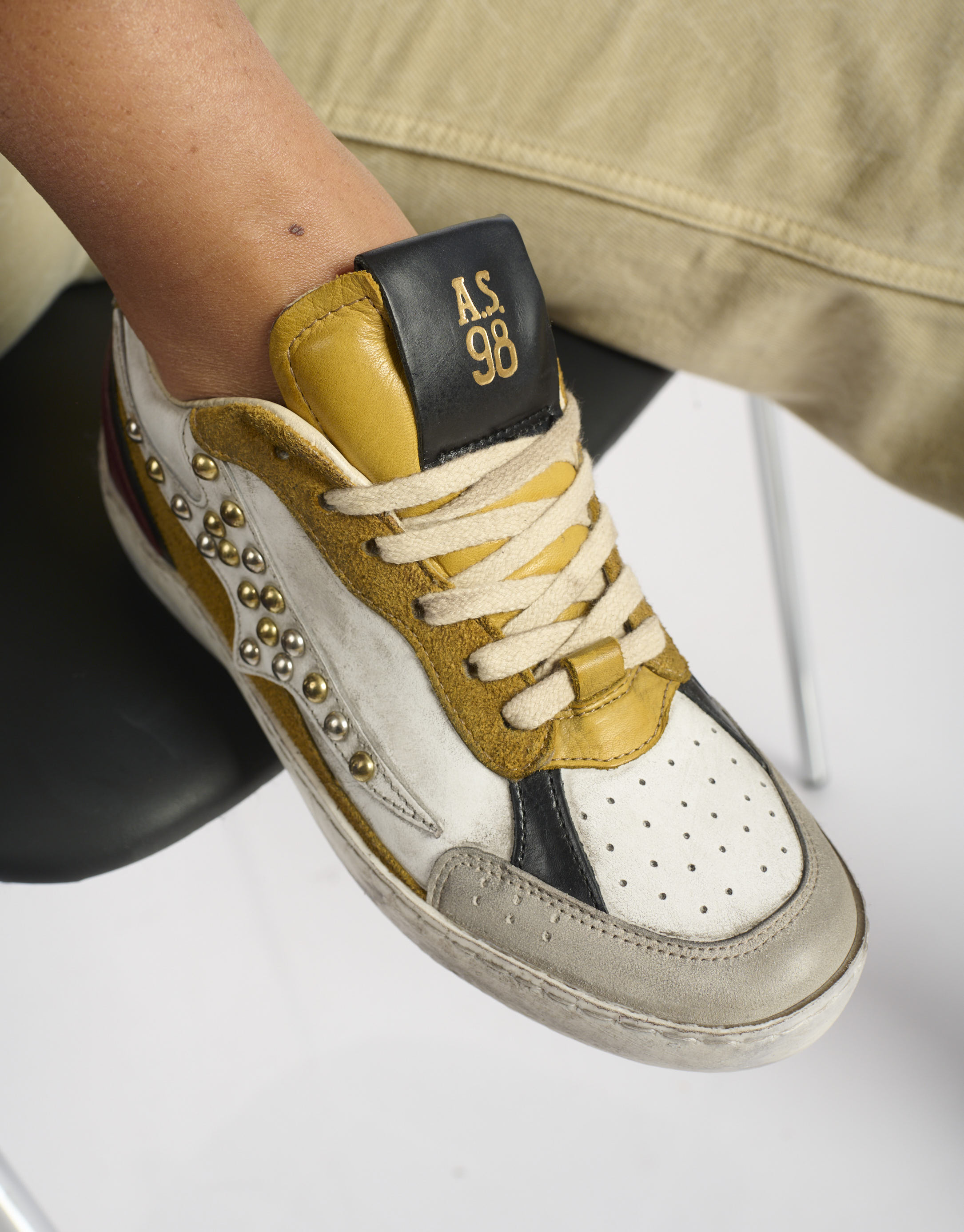 נעלי נשים - A.S. 98 - סניקרס GOBACK - קאמל4