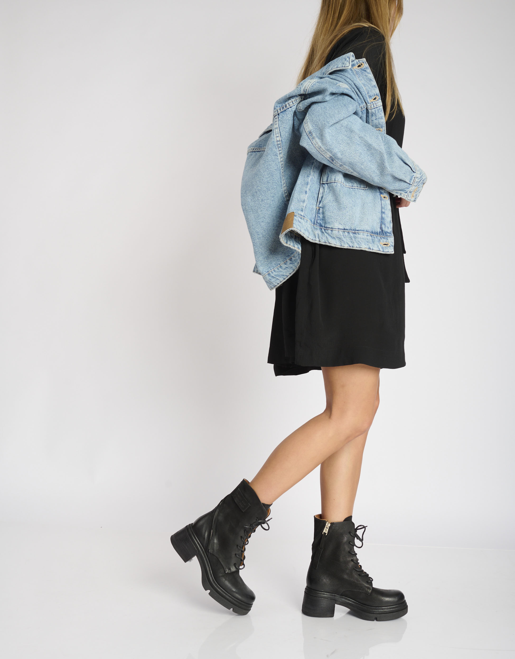 נעלי נשים - A.S. 98 - מגפיים עם שרוכים EASY - שחור1