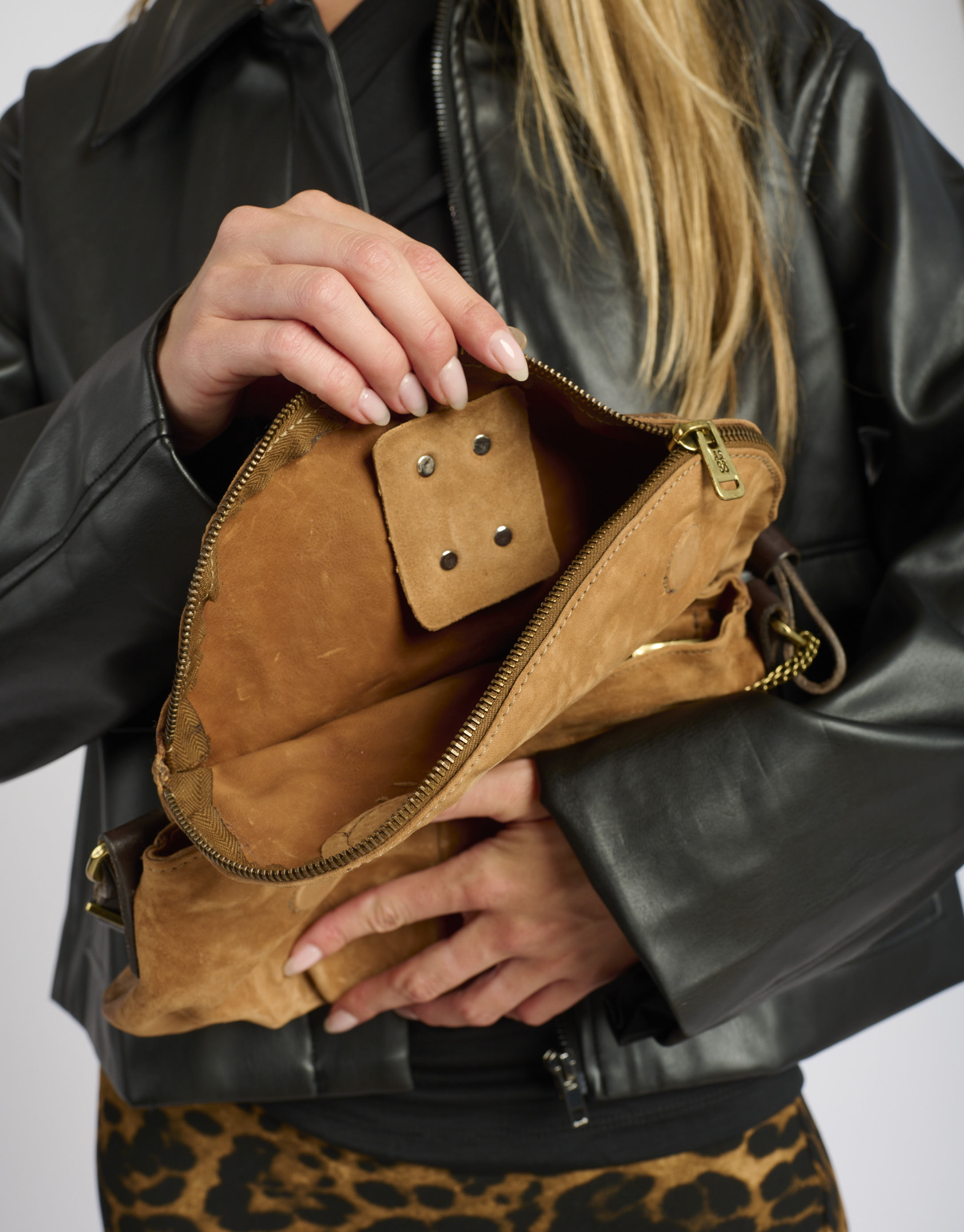 נעלי נשים - A.S. 98 - תיק צד קטן CARMINE - קאמל3