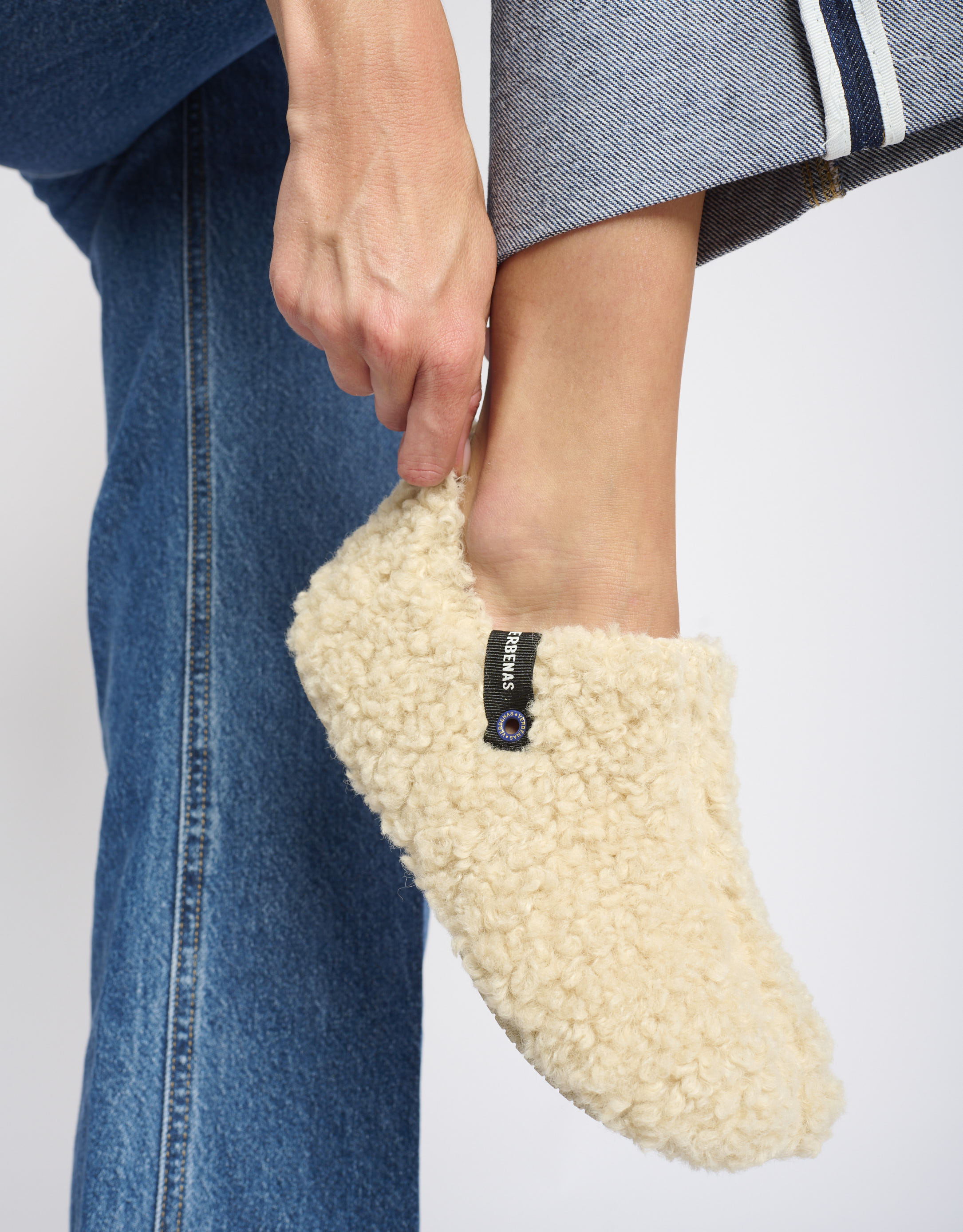 נעלי נשים - Verbenas - נעלי בית YOI CURLY - אופוויט1