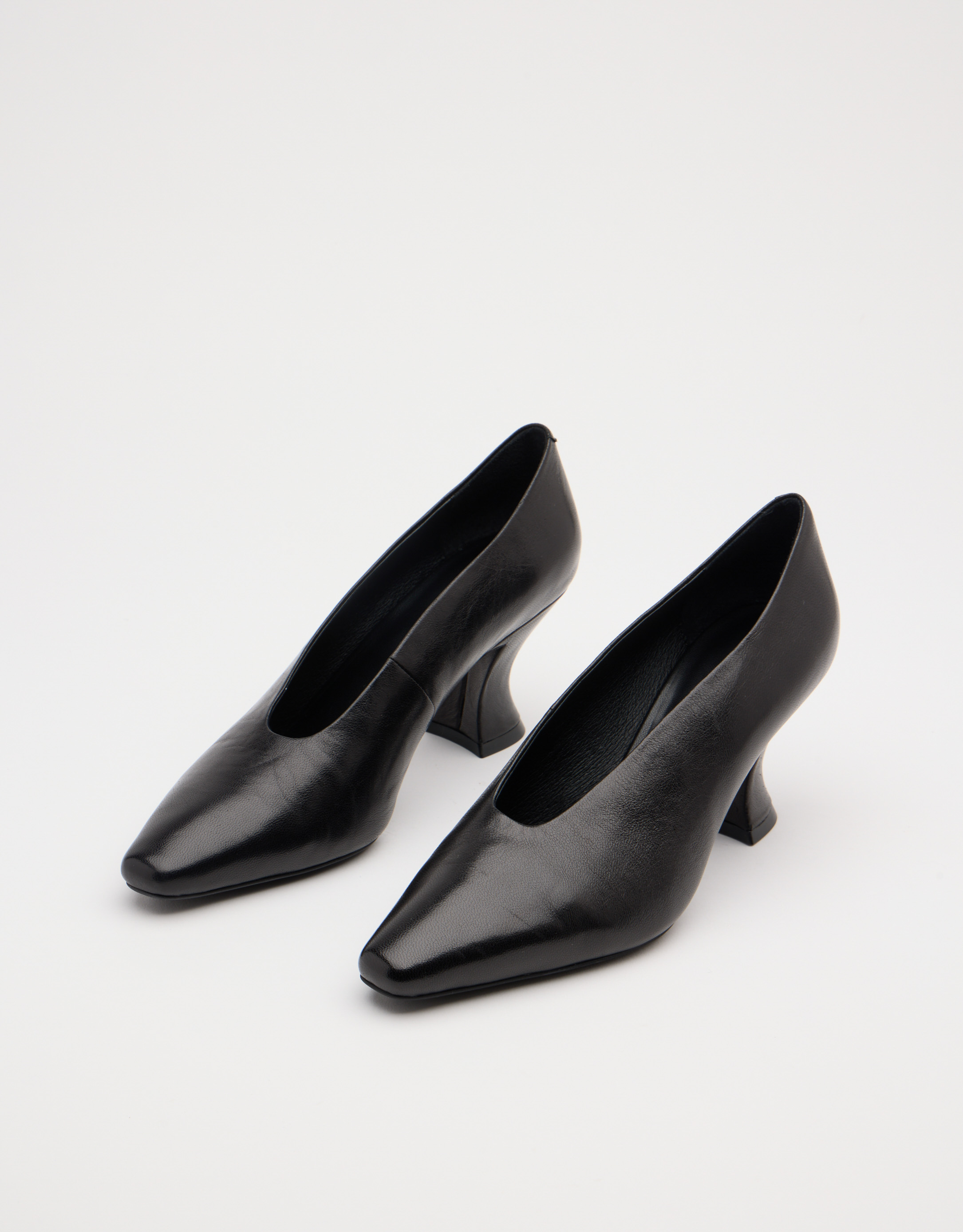 נעלי נשים - Jeffrey Campbell - נעלי סירה מעור HINTS - שחור3