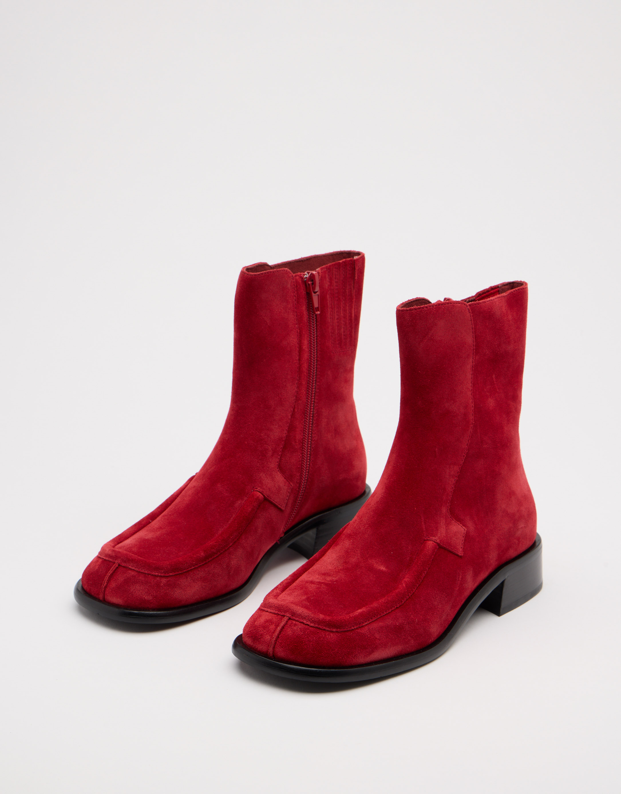 נעלי נשים - Jeffrey Campbell - מגפונים שטוחים מזמש  ODET - אדום2