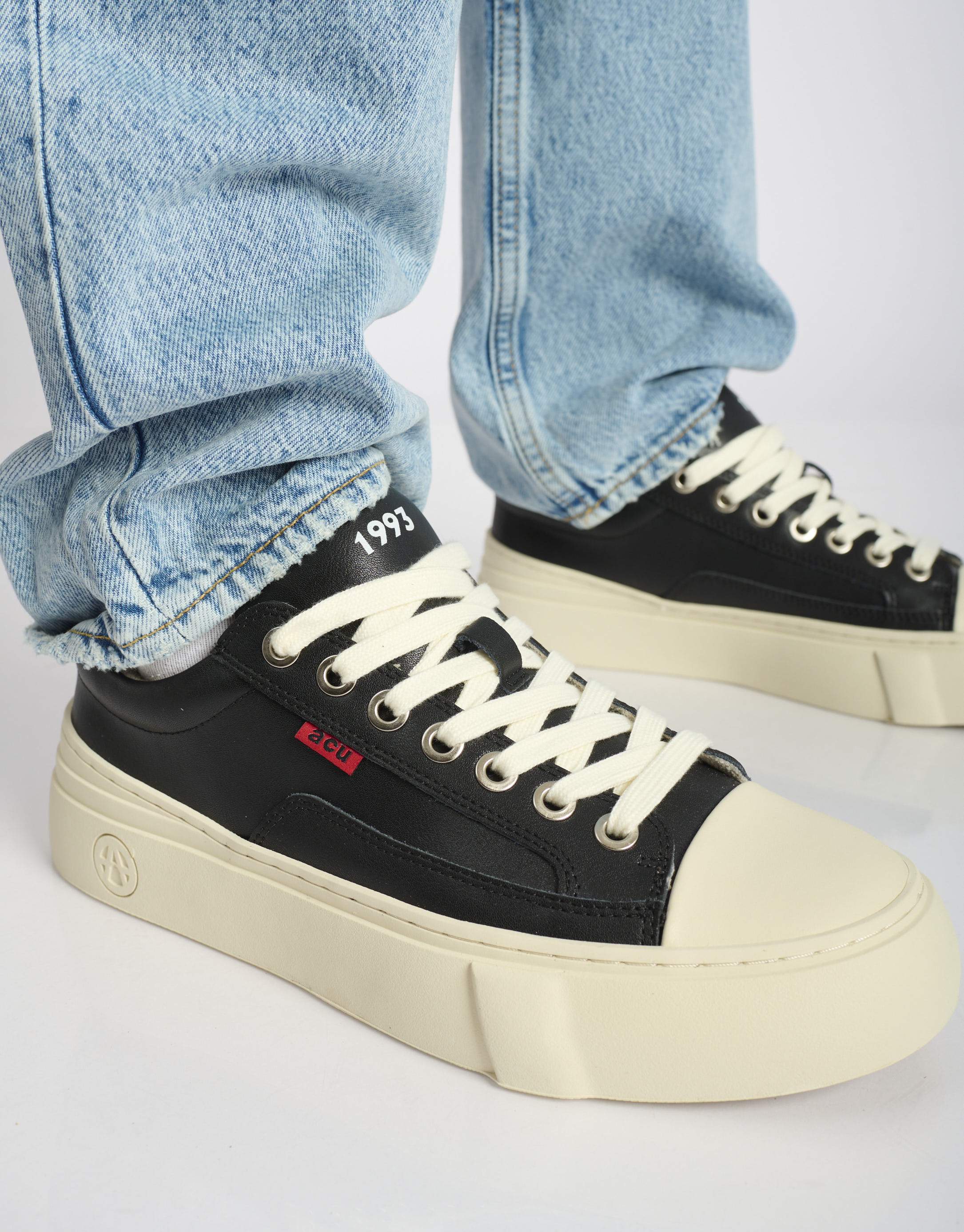 נעלי גברים - Acupuncture - סניקרס דמוי עור AFC - שחור1