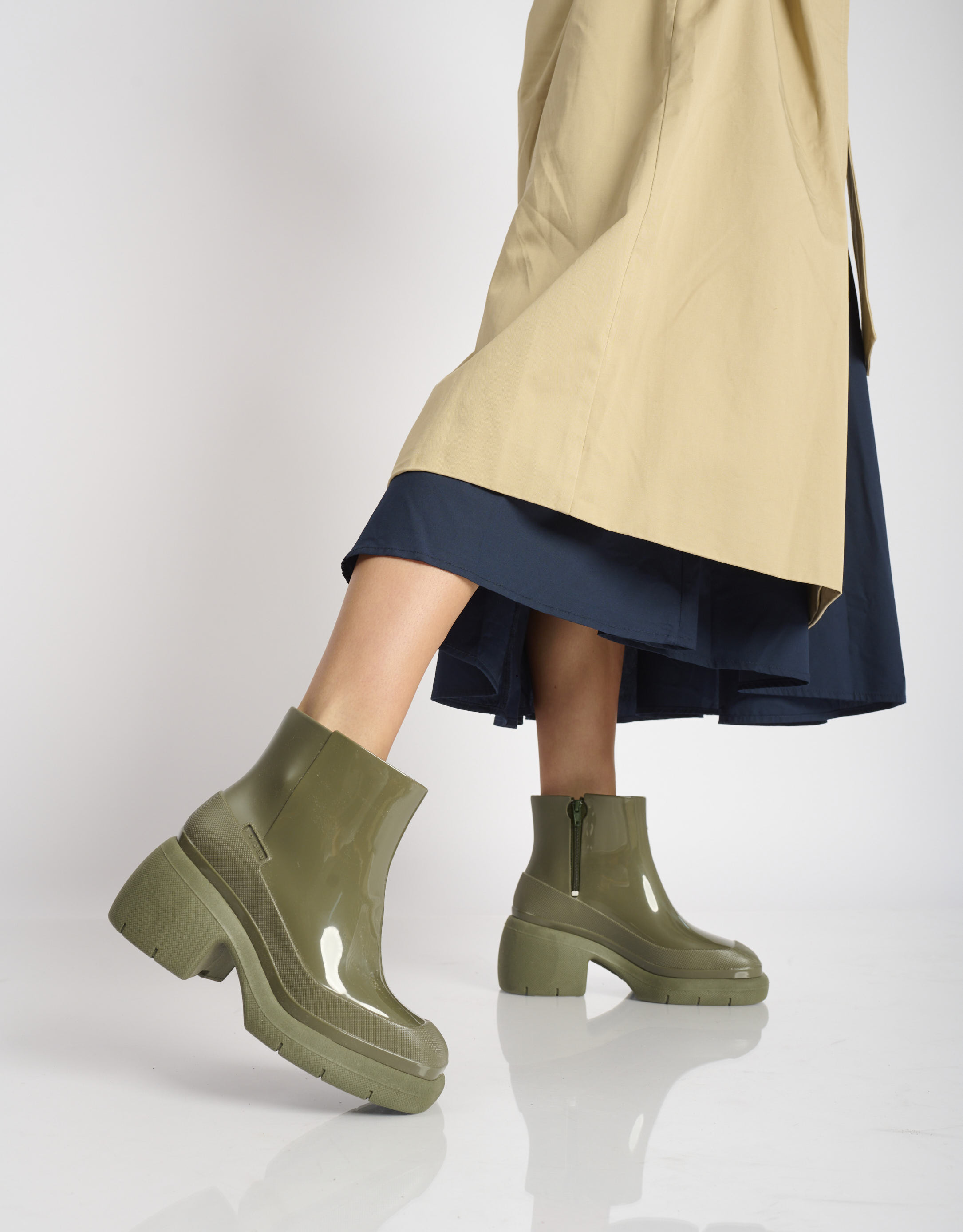 נעלי נשים - Voices - מגפוני גומי STROKE - חאקי1