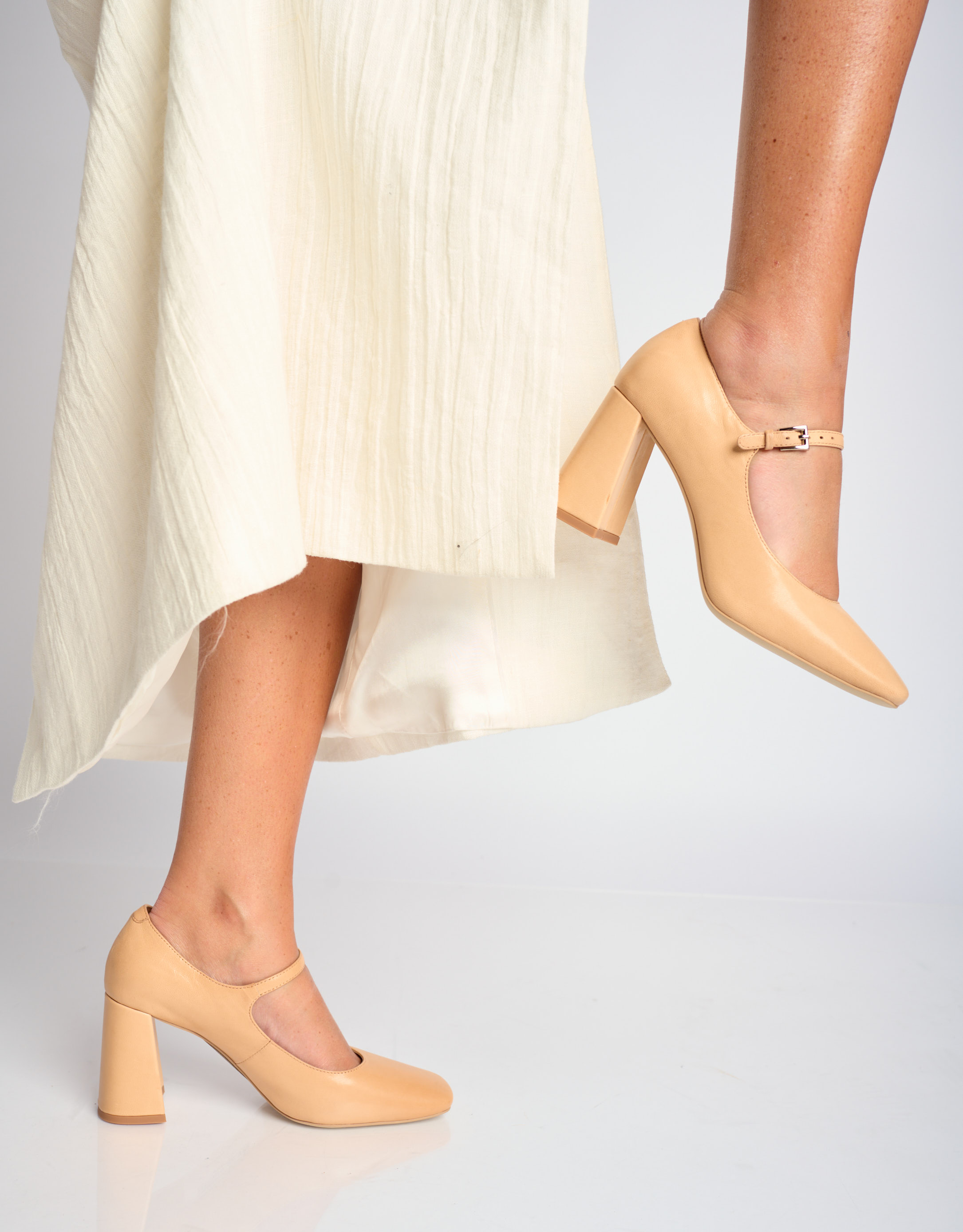 נעלי נשים - Jeffrey Campbell - נעלי עקב BOURDIN - ניוד1