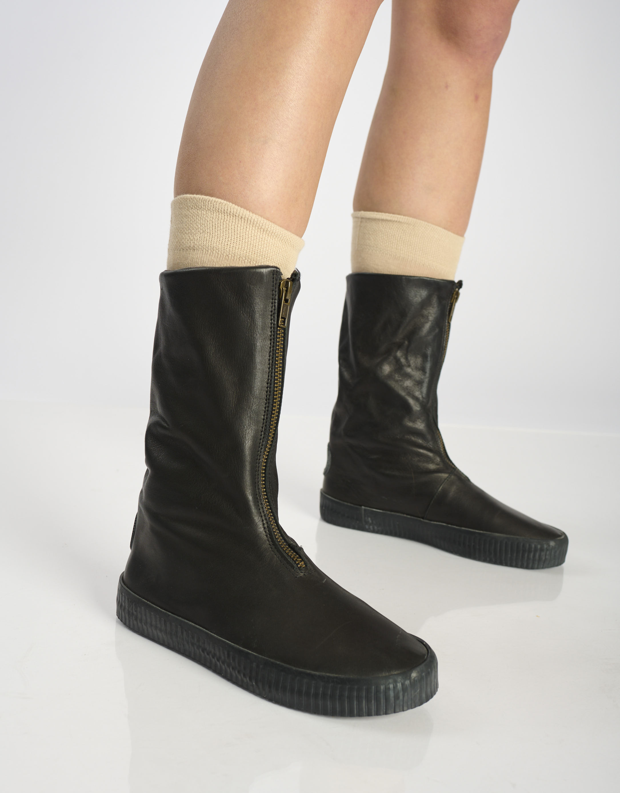 נעלי נשים - Aro - מגפיים עם רוכסן NOELLE - שחור3