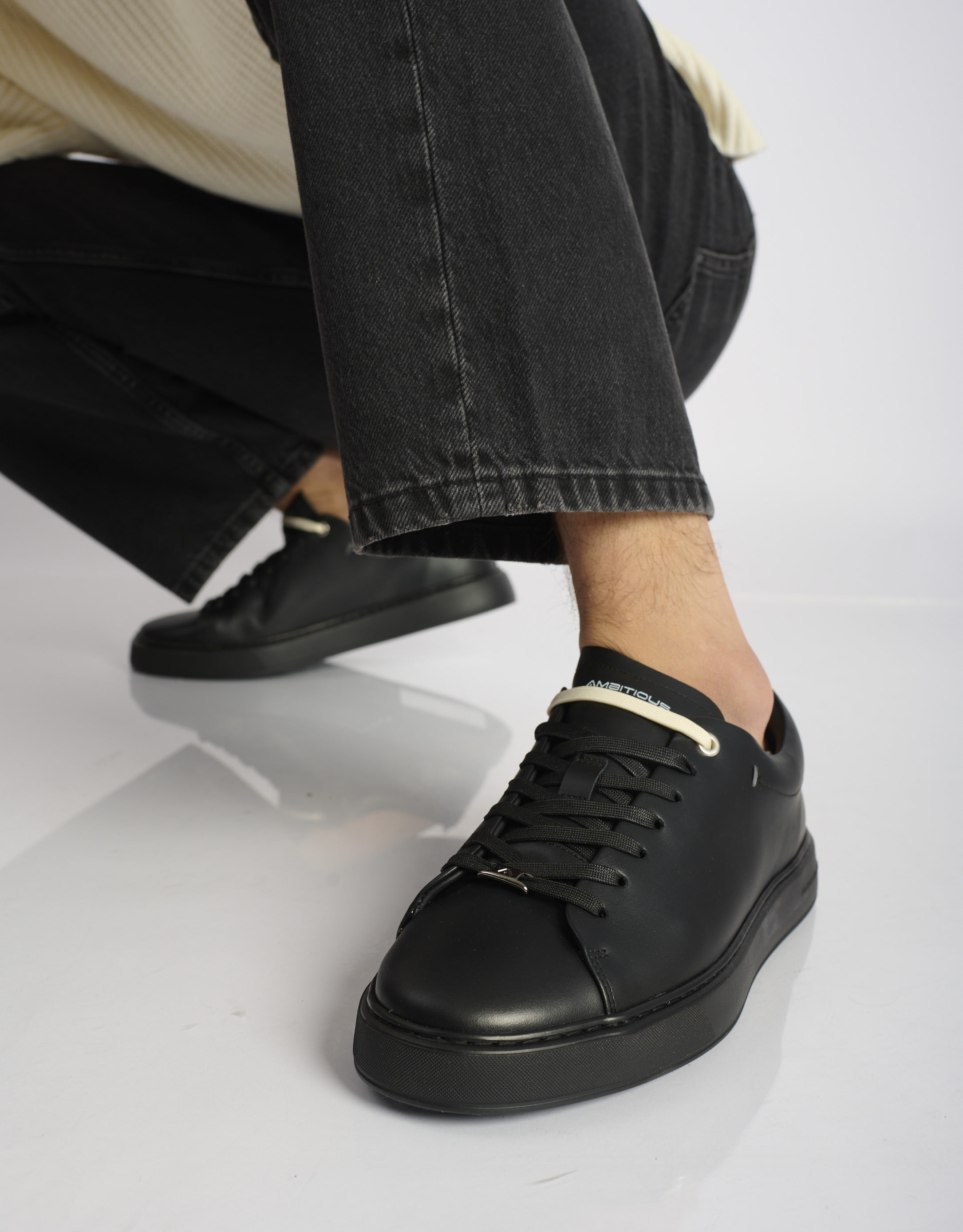 נעלי גברים - Ambitious - סניקרס עור LEWIS - שחור1
