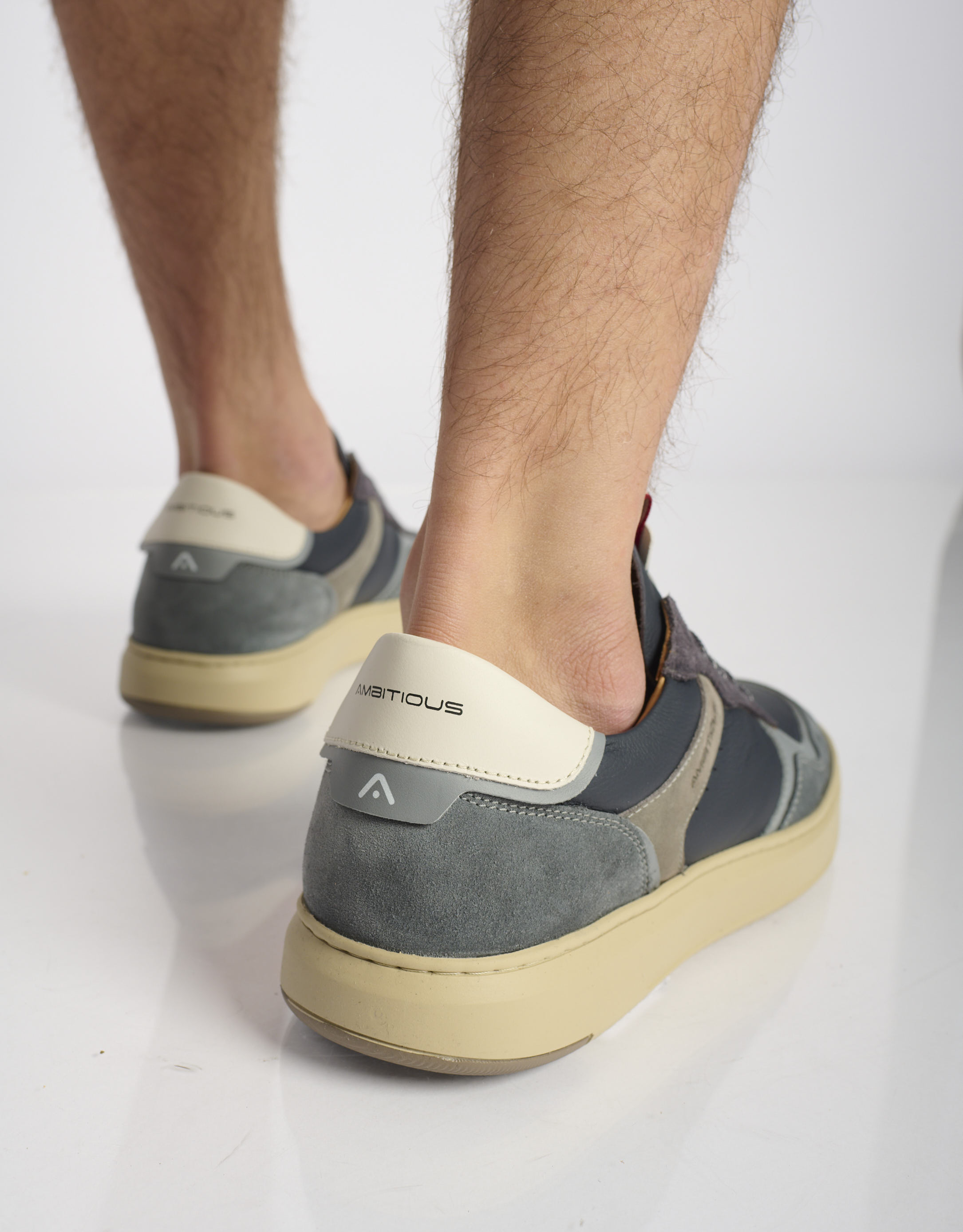 נעלי גברים - Ambitious - סניקרס עור AKTIF - כחול   אפור4