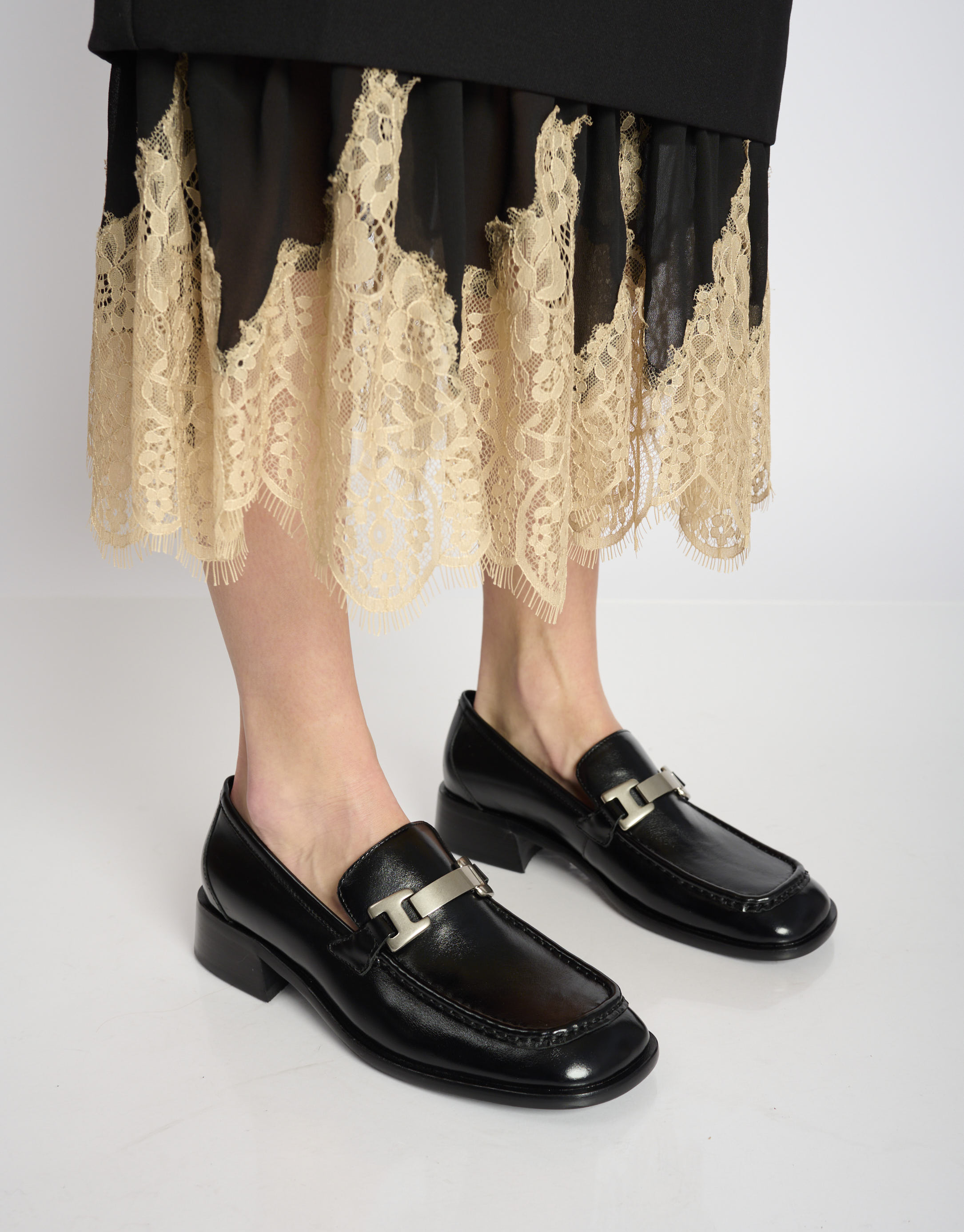 נעלי נשים - Jeffrey Campbell - מוקסינים EXPERTISE - שחור2