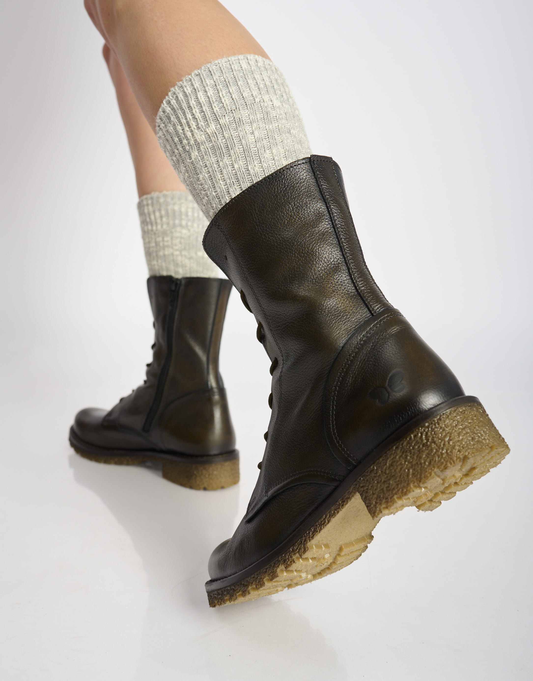 נעלי נשים - Felmini - מגפונים עם שרוכים CASTER - ירוק4