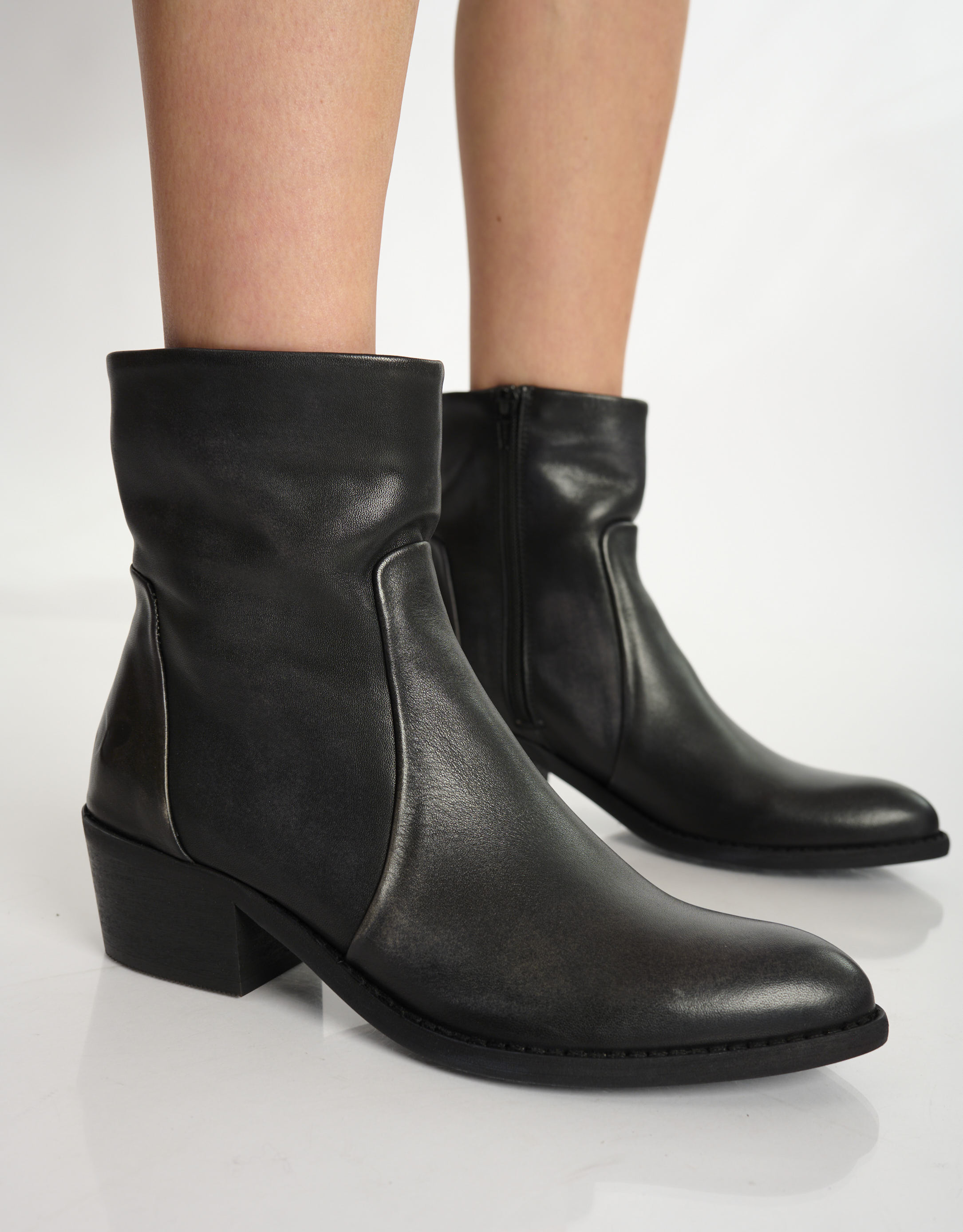 נעלי נשים - Felmini - מגפוני עור RUBI - שחור מיוחד3