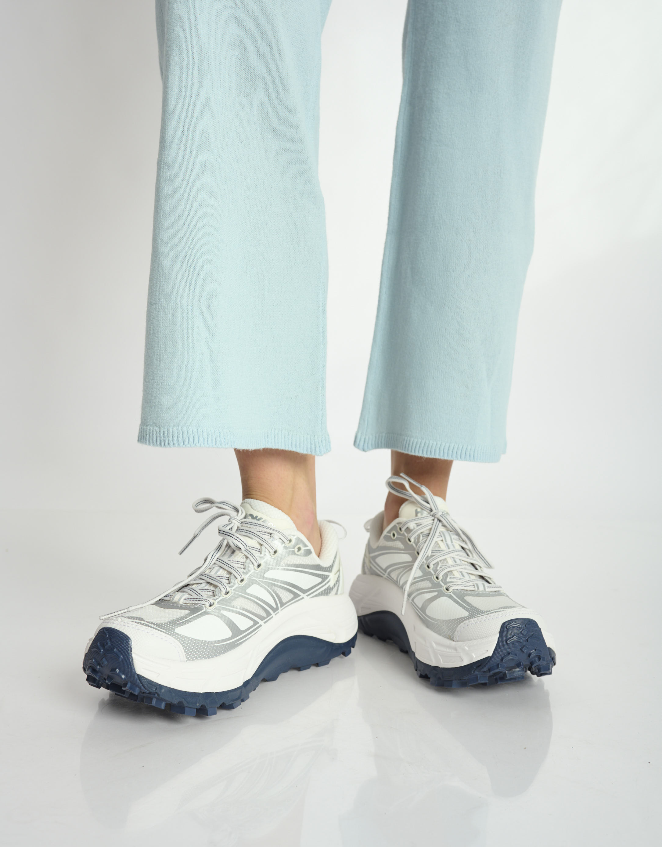 נעלי נשים - Hoka - סניקרס MAFATE SPEED 2 - לבן   כסף4