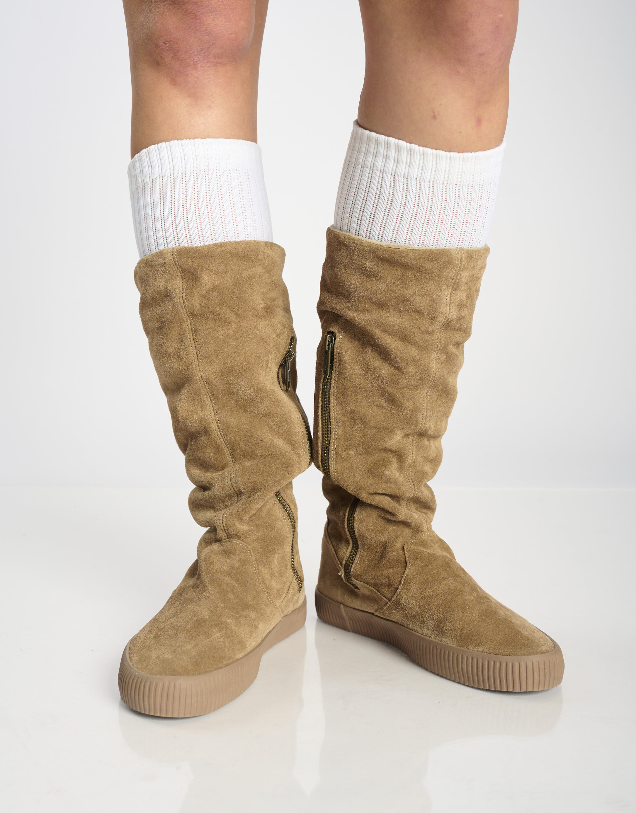 נעלי נשים - Aro - מגפי זמש גבוהות NOELLE - חום בהיר2