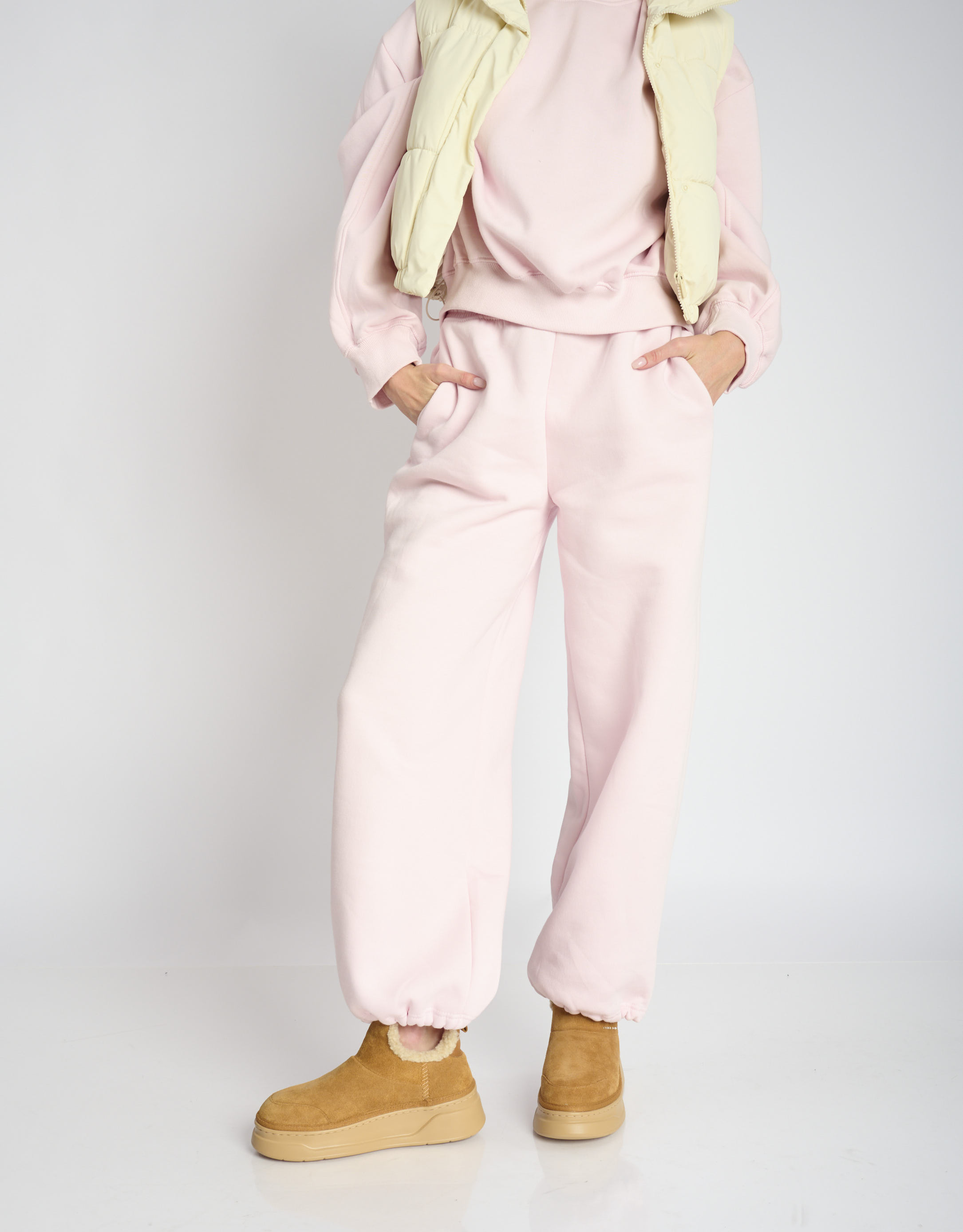 נעלי נשים - Crime London - מגפונים ABBEY - קאמל4