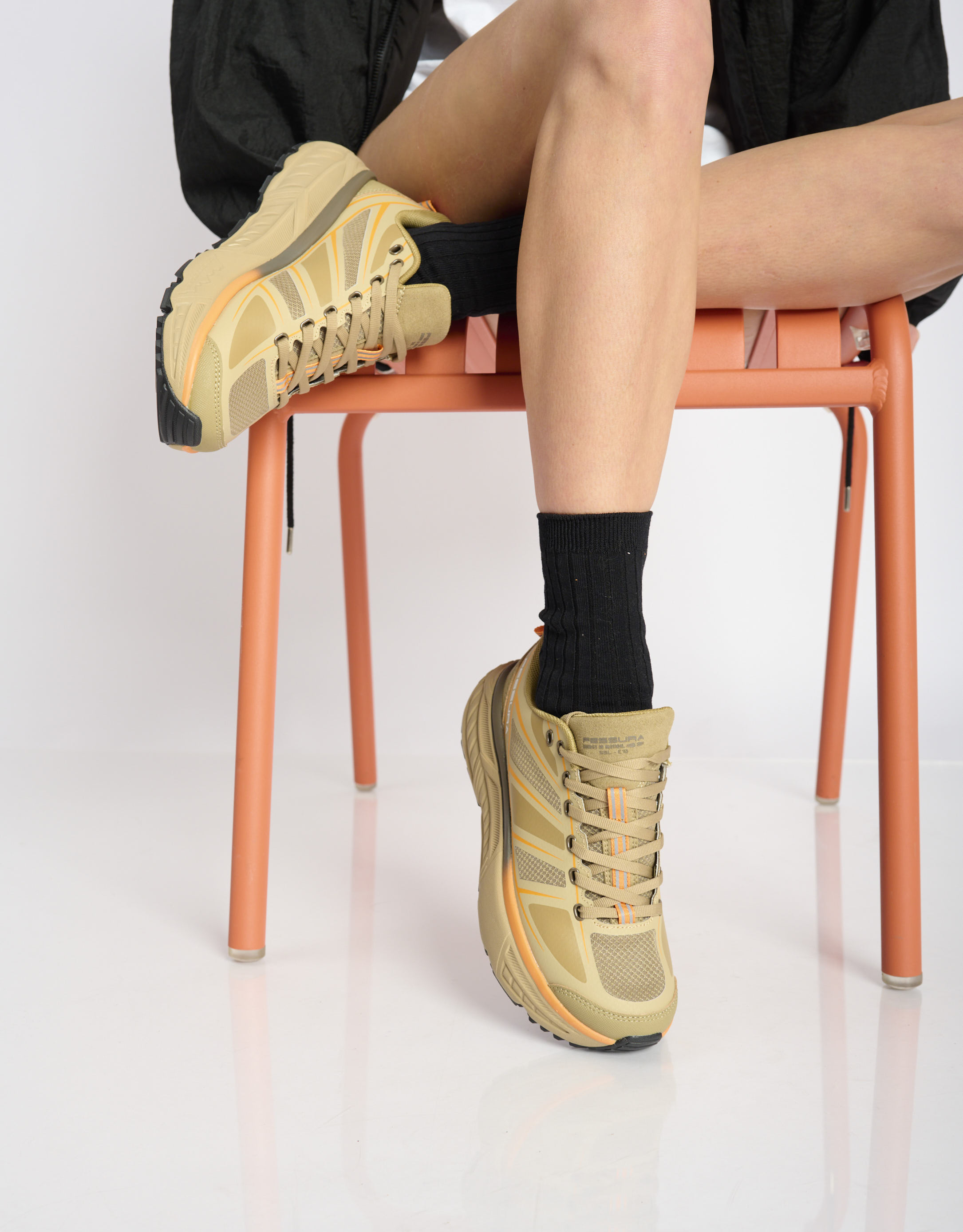 נעלי נשים - Fessura - סניקרס TRAIL SBL - בז'   כתום1