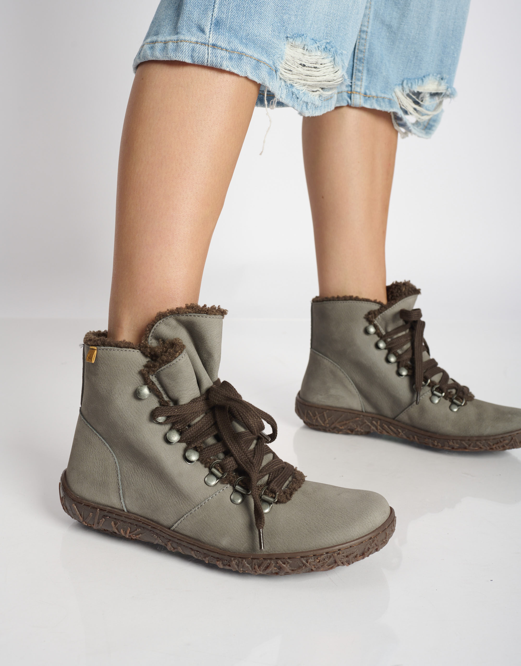 נעלי נשים - El Naturalista - מגפוני  שרוכים NIDO ELLA - אפור2