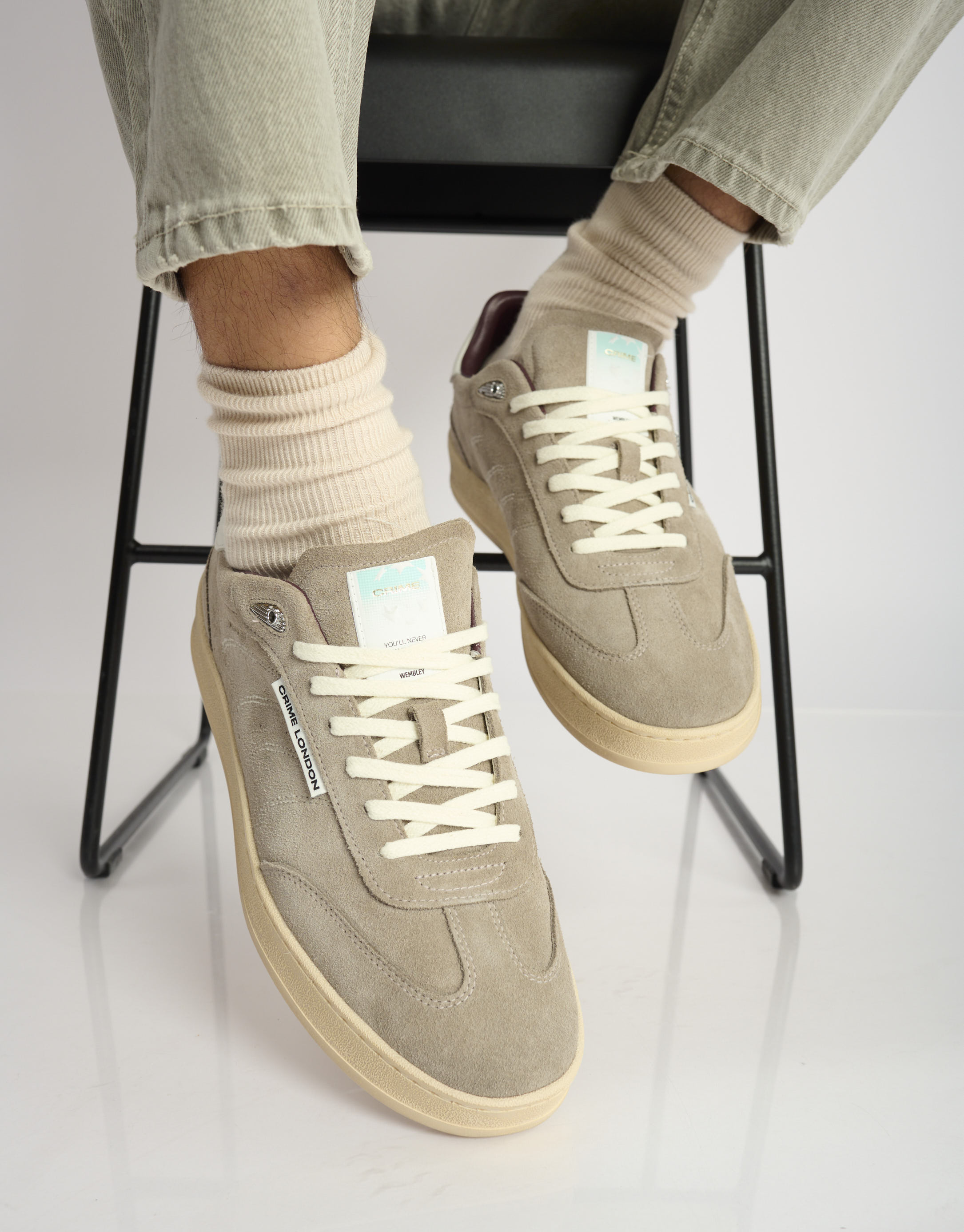 נעלי גברים - Crime London - סניקרס זמש OZZY - אפור חום1