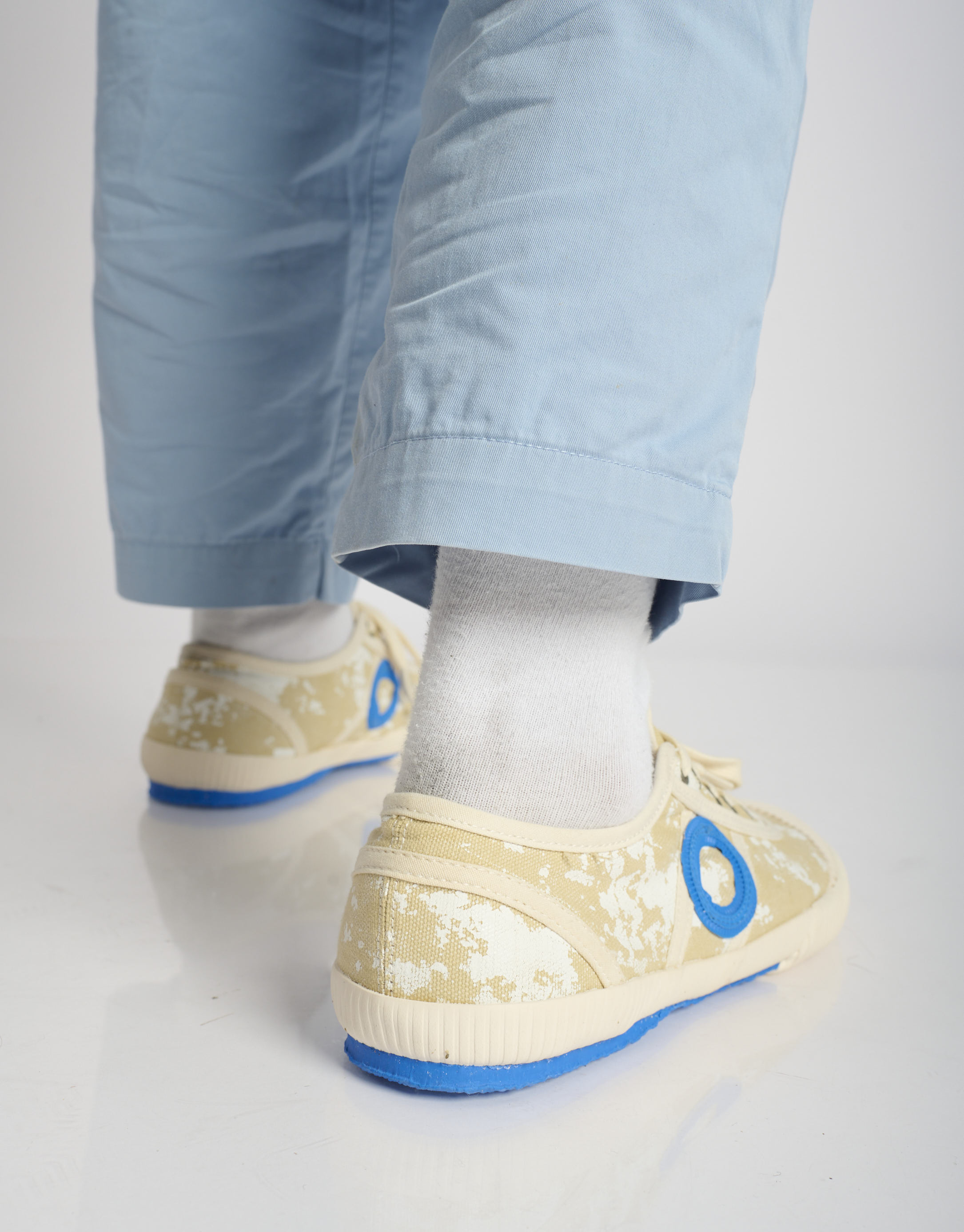 נעלי גברים - Aro - סניקרס בד CHARLIE - בז'4